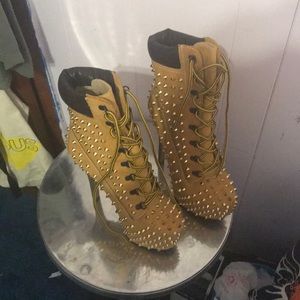 Zigi Girl Z-Jo Studs Shoe boot!